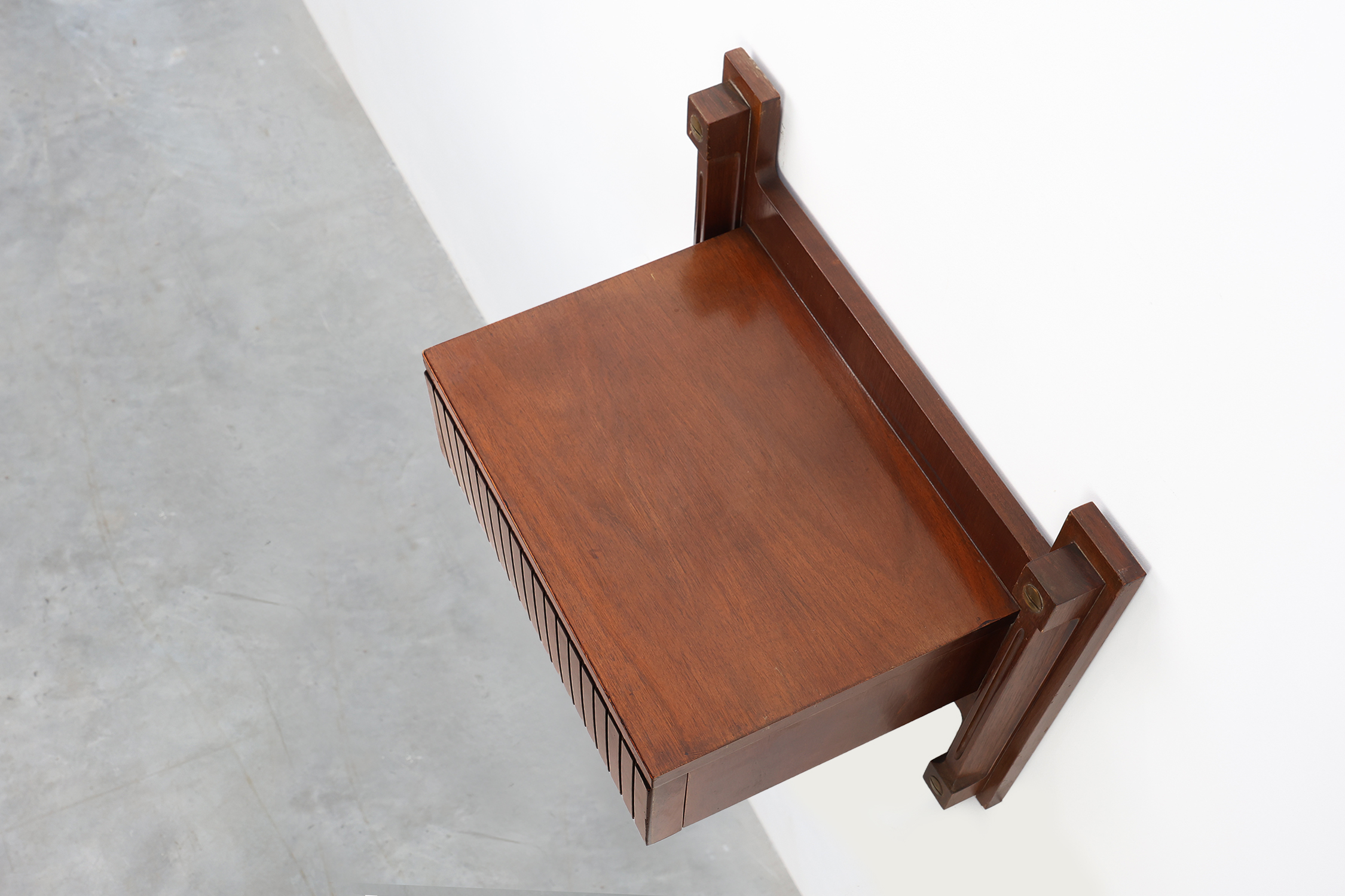 Mid-century Wall-mounted console in wood with brass details, Italy 1960sthumbnail